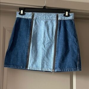 1. State Two-Tone Blue Denim Mini Skirt with Dual Front Zippers - Size 8